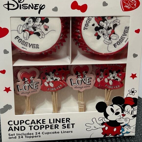 Disney Mickey & Minnie Cupcake Liners & Toppers set of 48 and Cupcake stand NWT - Picture 2 of 5